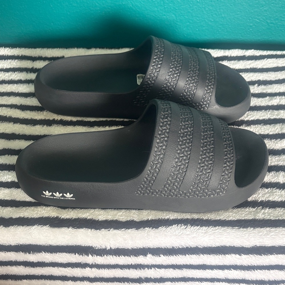 Adidas Black Textured Slides